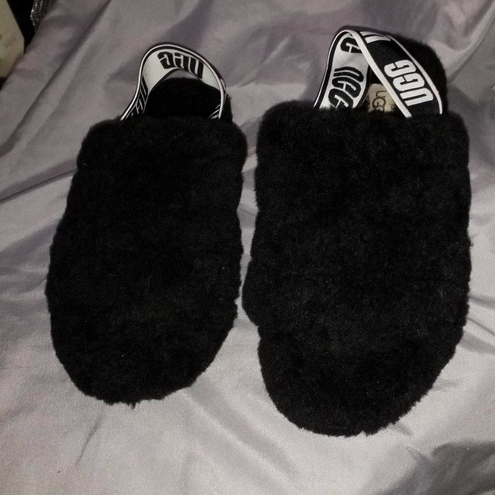UGG Black Fluffy Slides